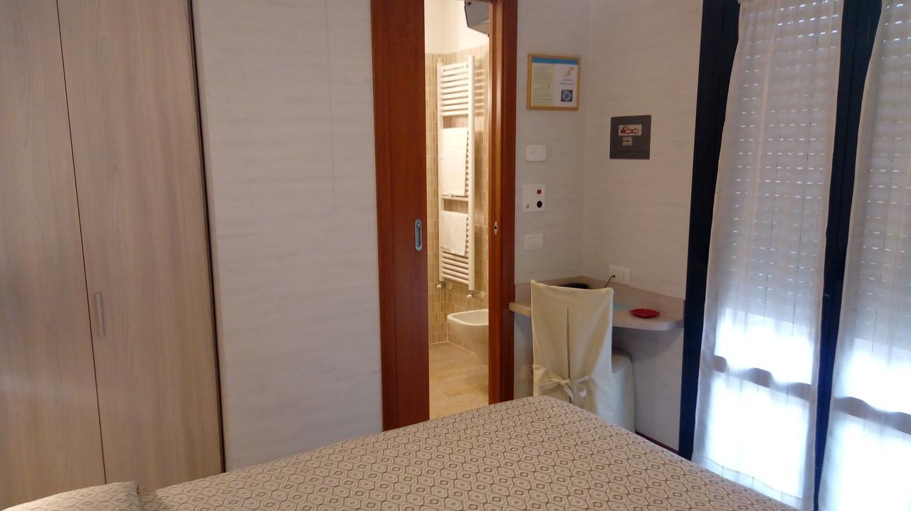 Hotel Fiordaliso Сирмионе Экстерьер фото